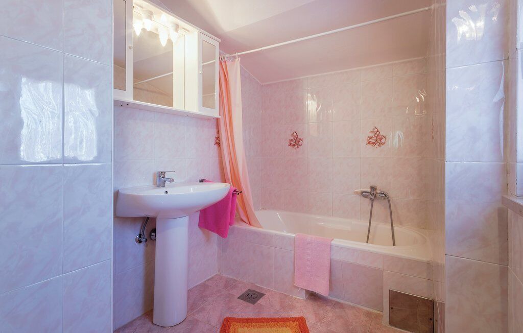 Photo of Bathroom in Pjescana Uvala