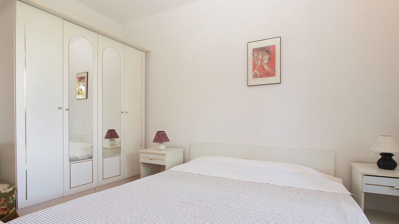 Photo of Bedroom in Stinjan