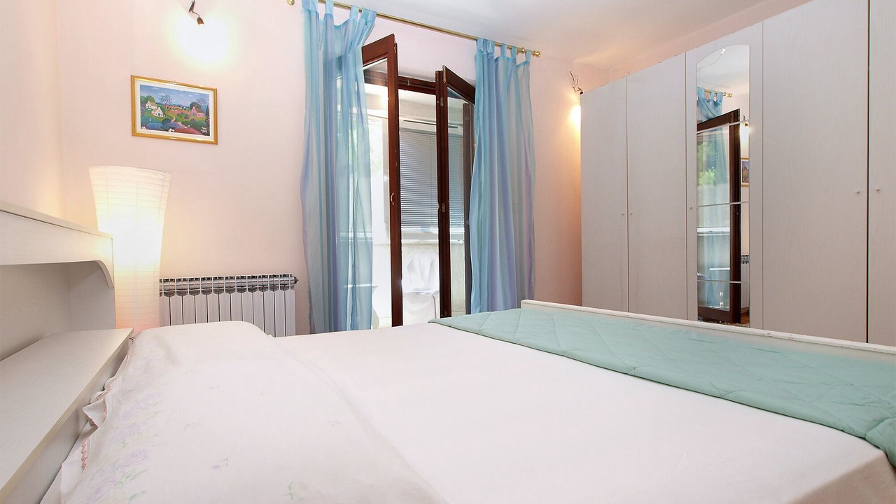 Photo of Bedroom in Stinjan