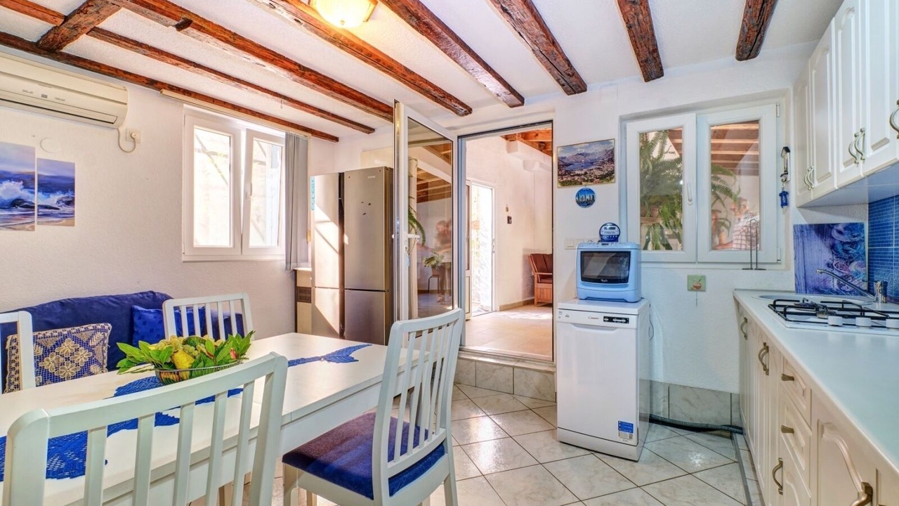Photo of Kitchen in Nerezine