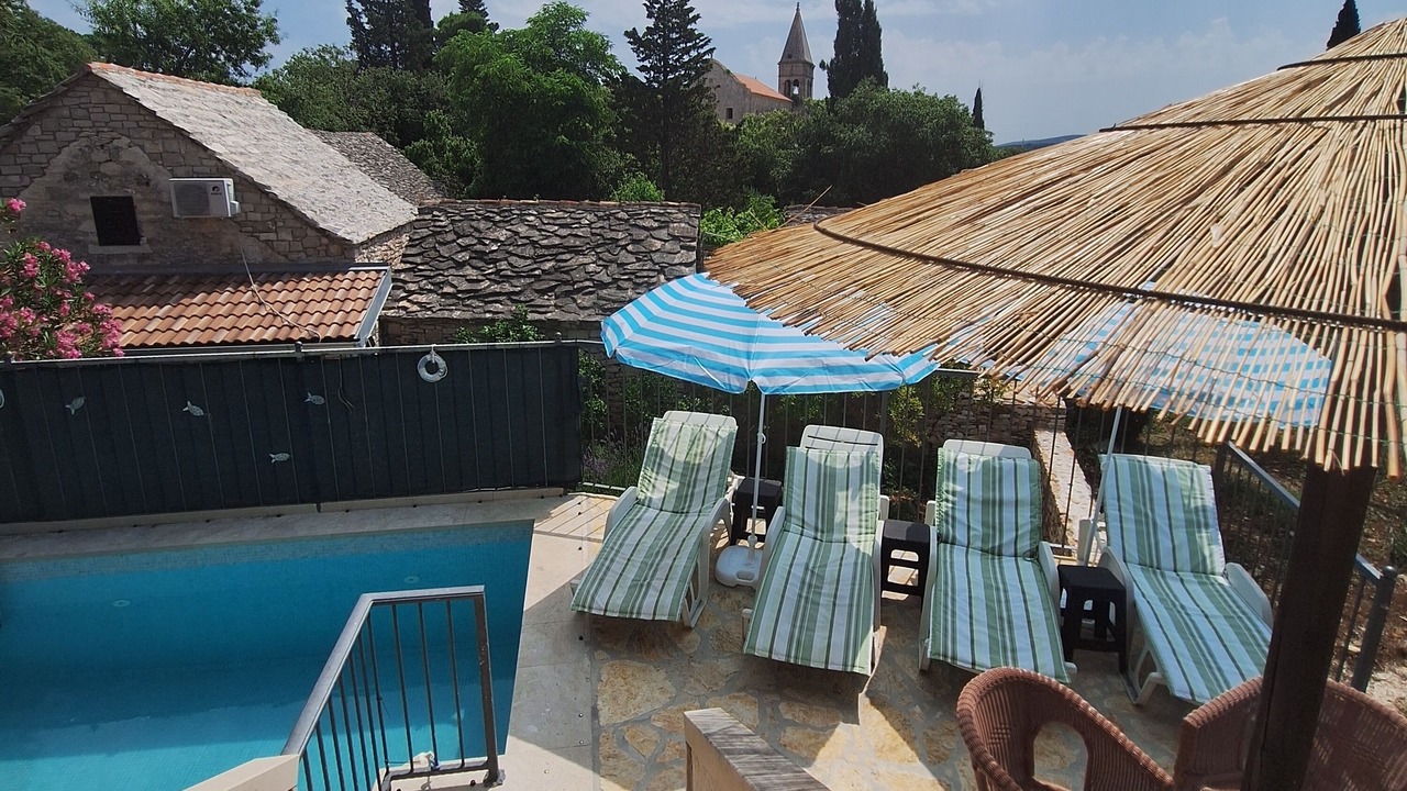 Photo of Outdoor in Dol