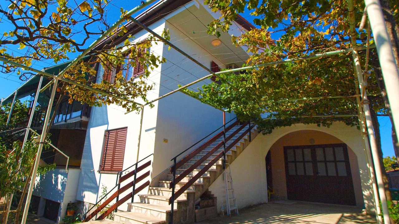 Photo of Outdoor in Stinjan