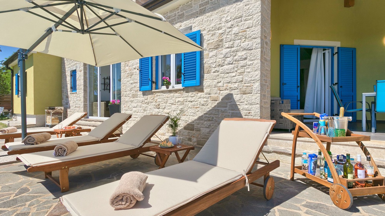 Photo of Patio Balcony in Muzini