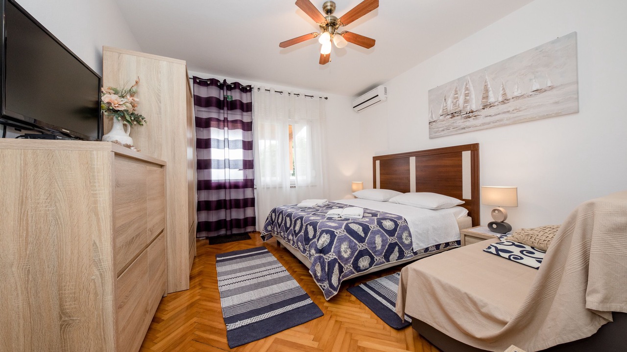 Photo of Bedroom in Mundanije