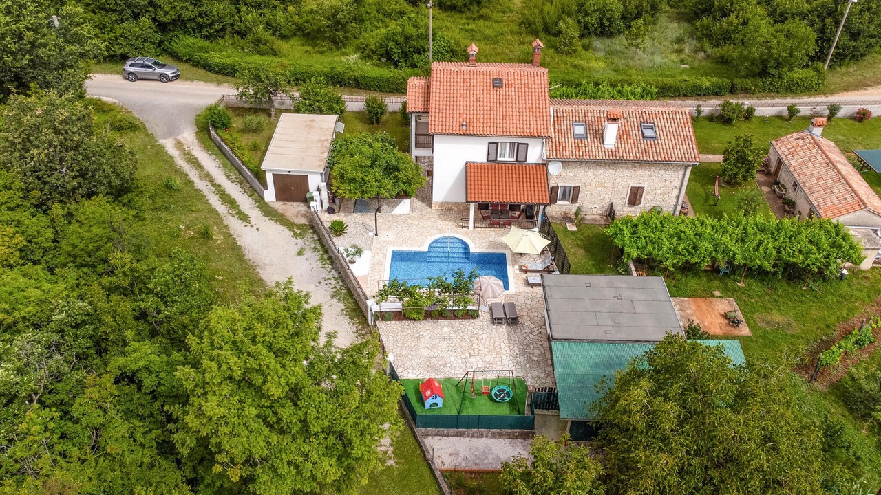 Photo of Others in Snasici