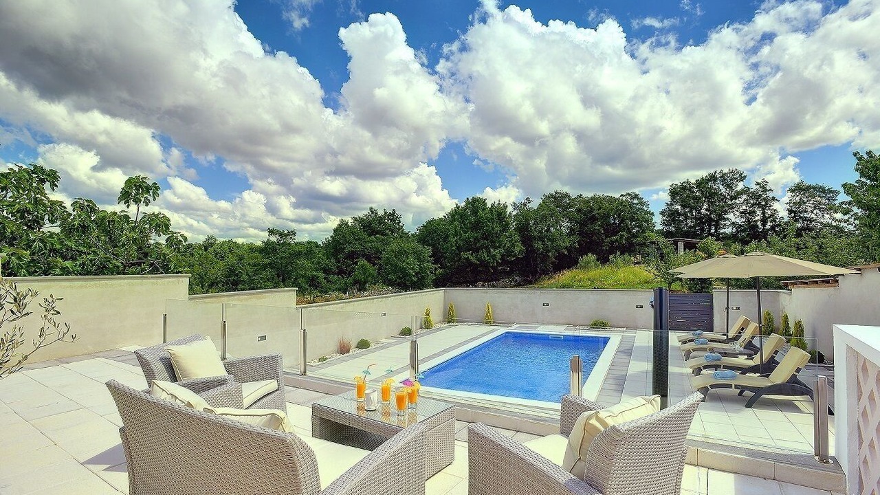 Photo of Outdoor in Divsici