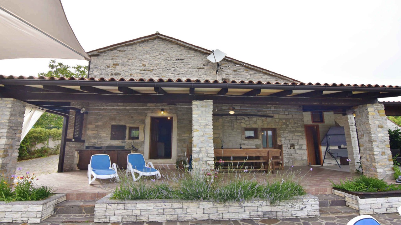 Photo of Patio Balcony in Sveti Bartol