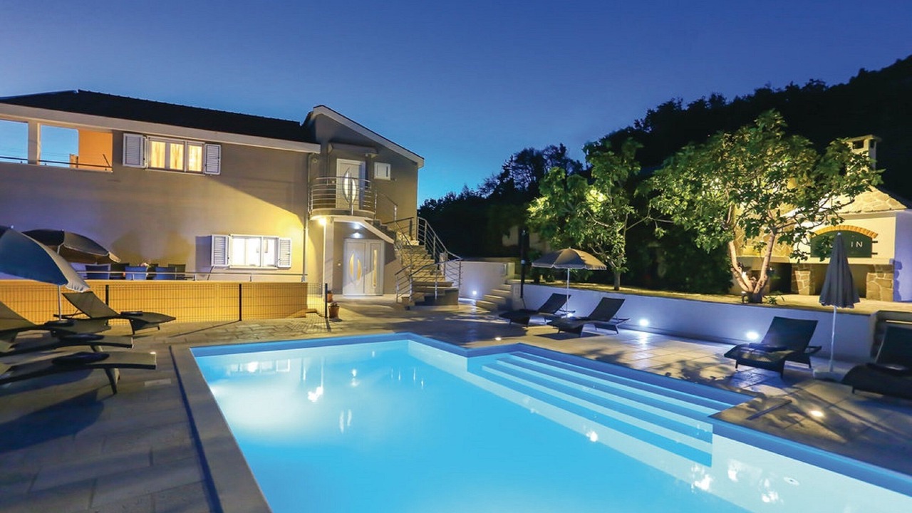 Photo of Outdoor in Donje Sitno