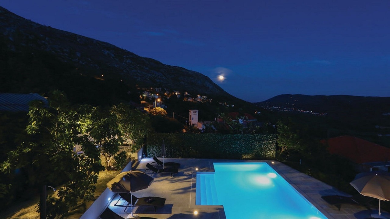 Photo of Outdoor in Donje Sitno