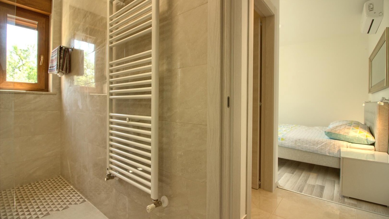 Photo of Bathroom in Sisan