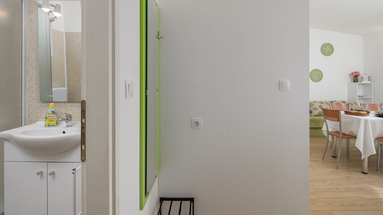 Photo of Bedroom in Tinjan