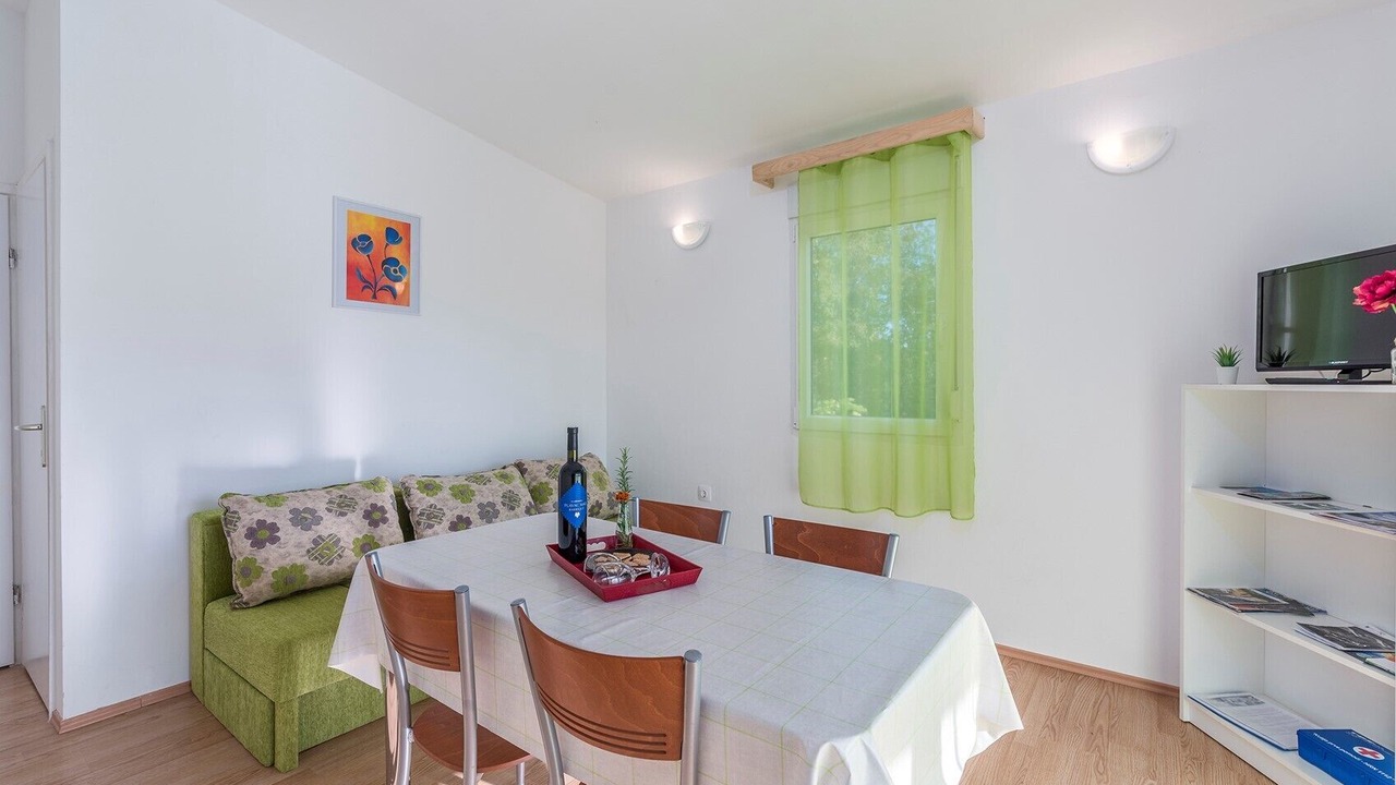 Photo of Others in Tinjan