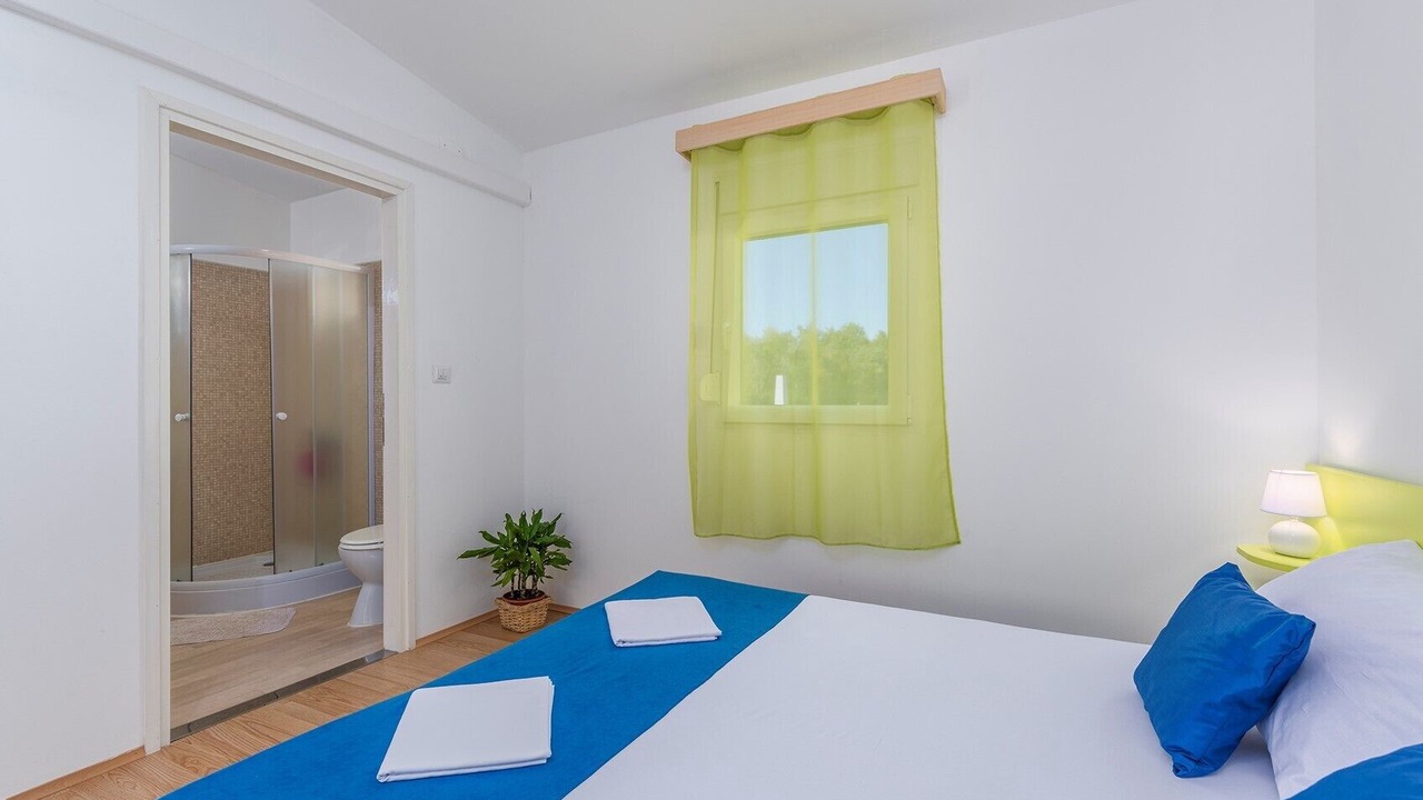 Photo of Bedroom in Tinjan