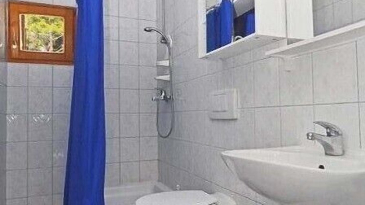 Photo of Bathroom in Pasadur