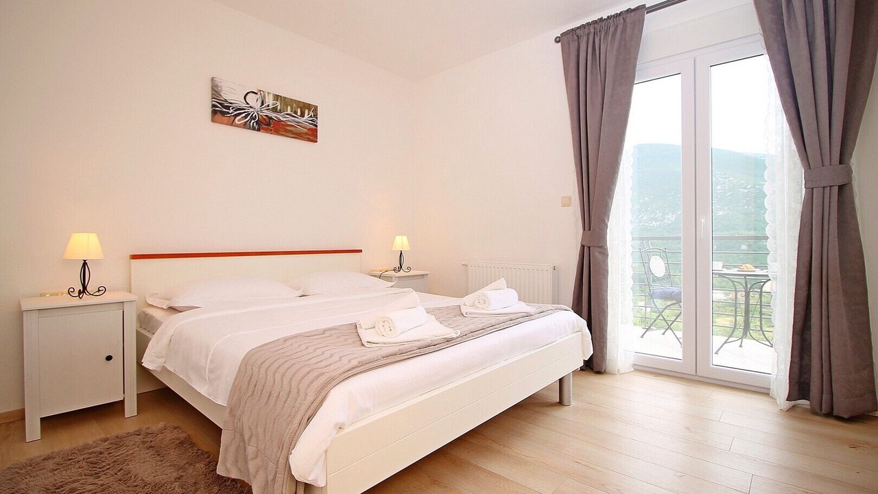 Photo of Others in Omis