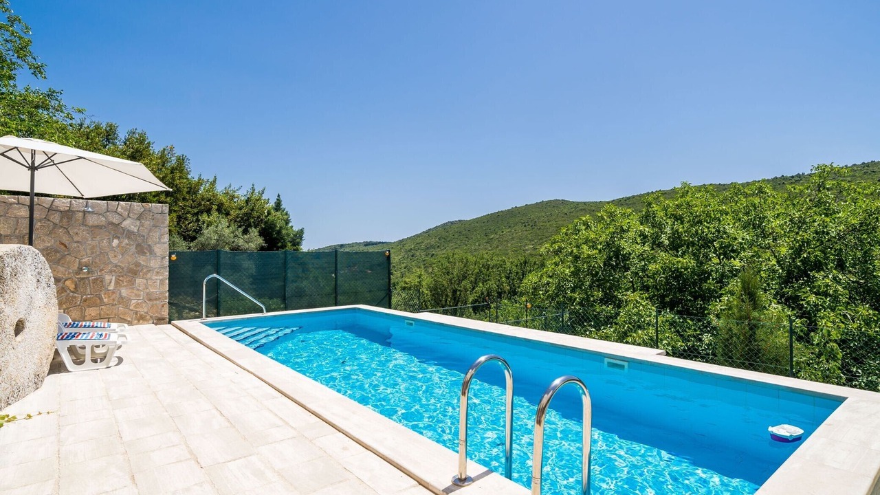 Photo of Outdoor in urinici