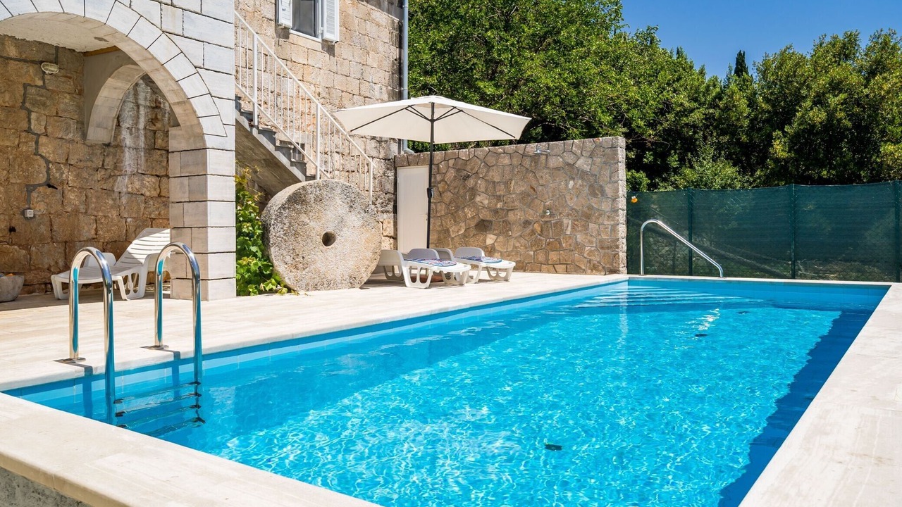 Photo of Outdoor in urinici