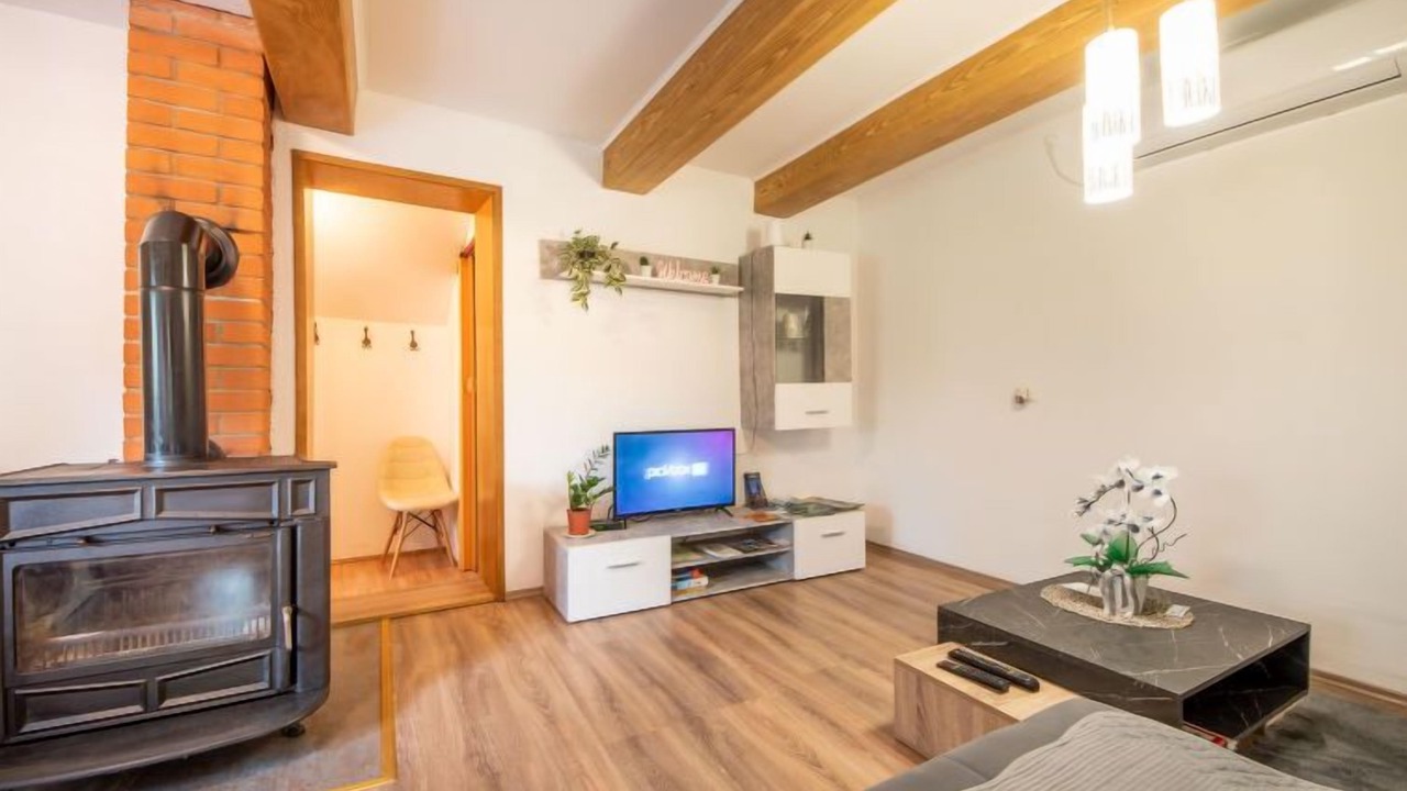 Photo of Livingroom in Tounj