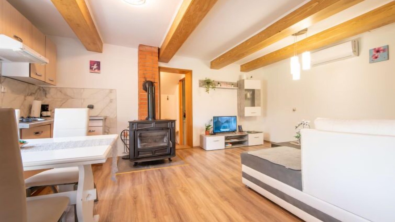 Photo of Livingroom in Tounj