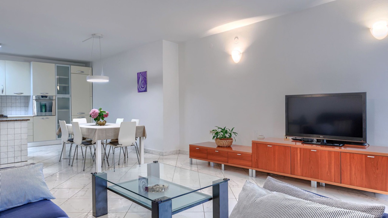 Photo of Livingroom in Topid