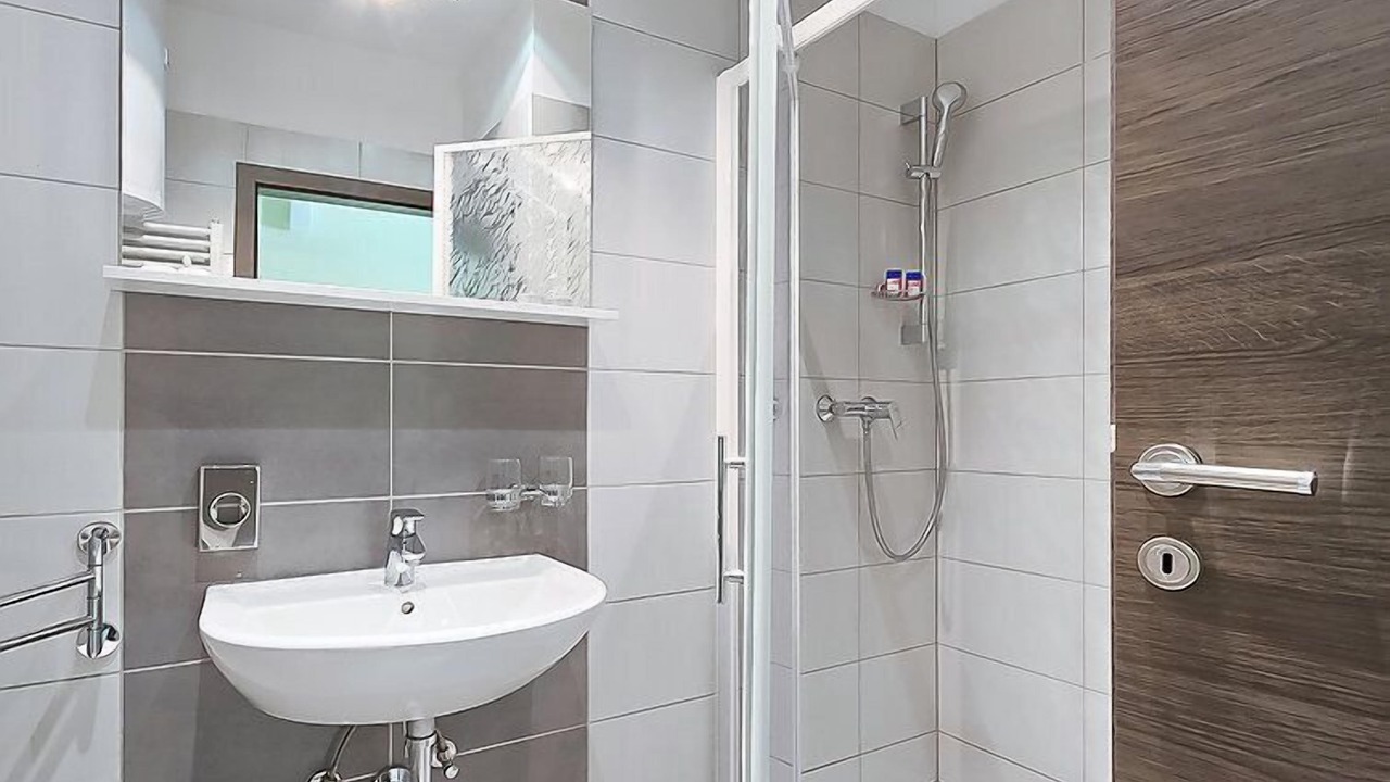 Photo of Bathroom in Tinjan