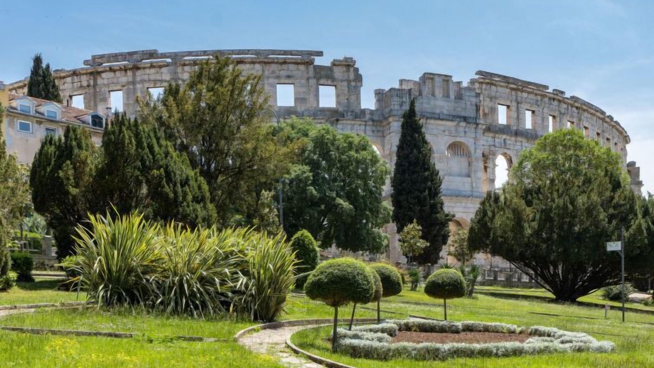 Photo of Others in Pula