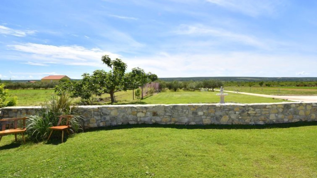 Photo of Outdoor in Tinj