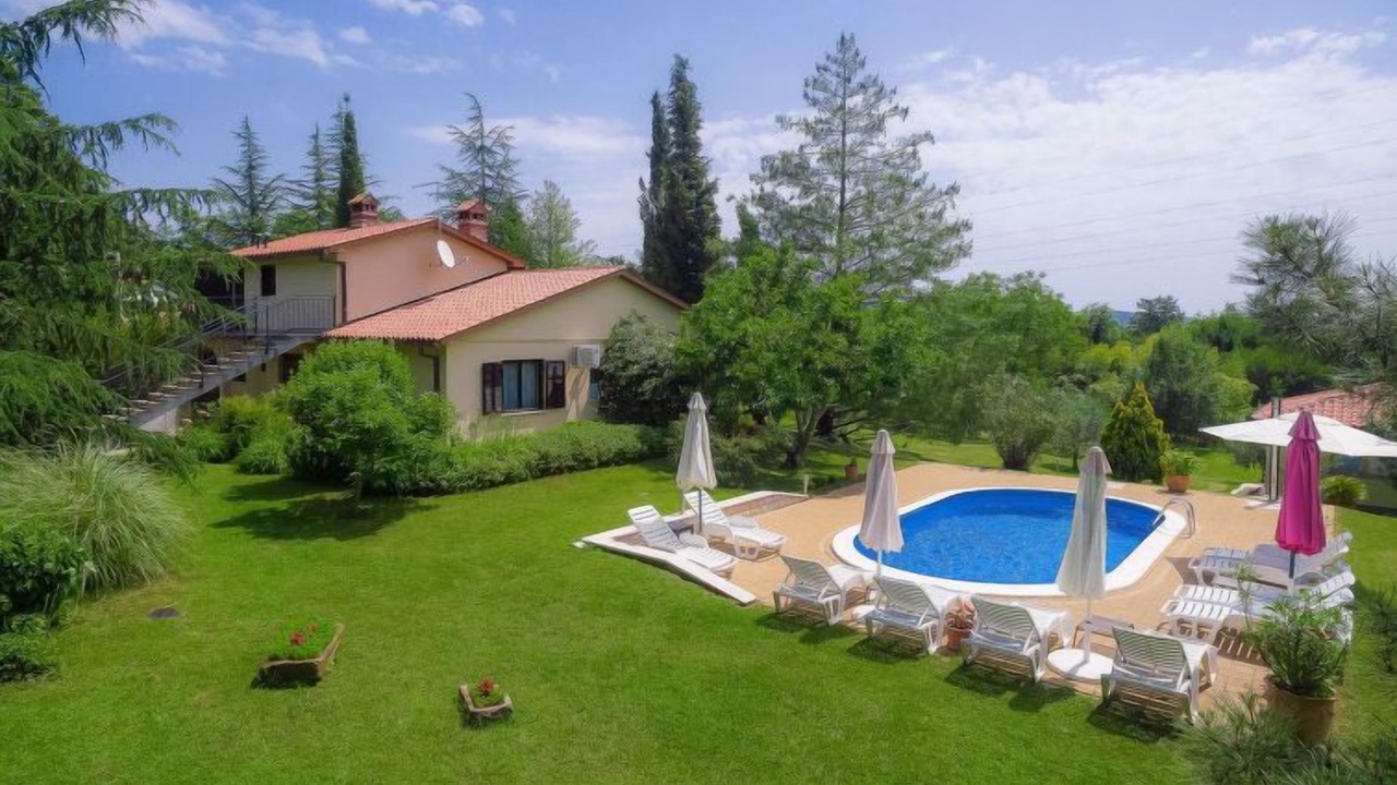 Photo of Outdoor in Marceljani