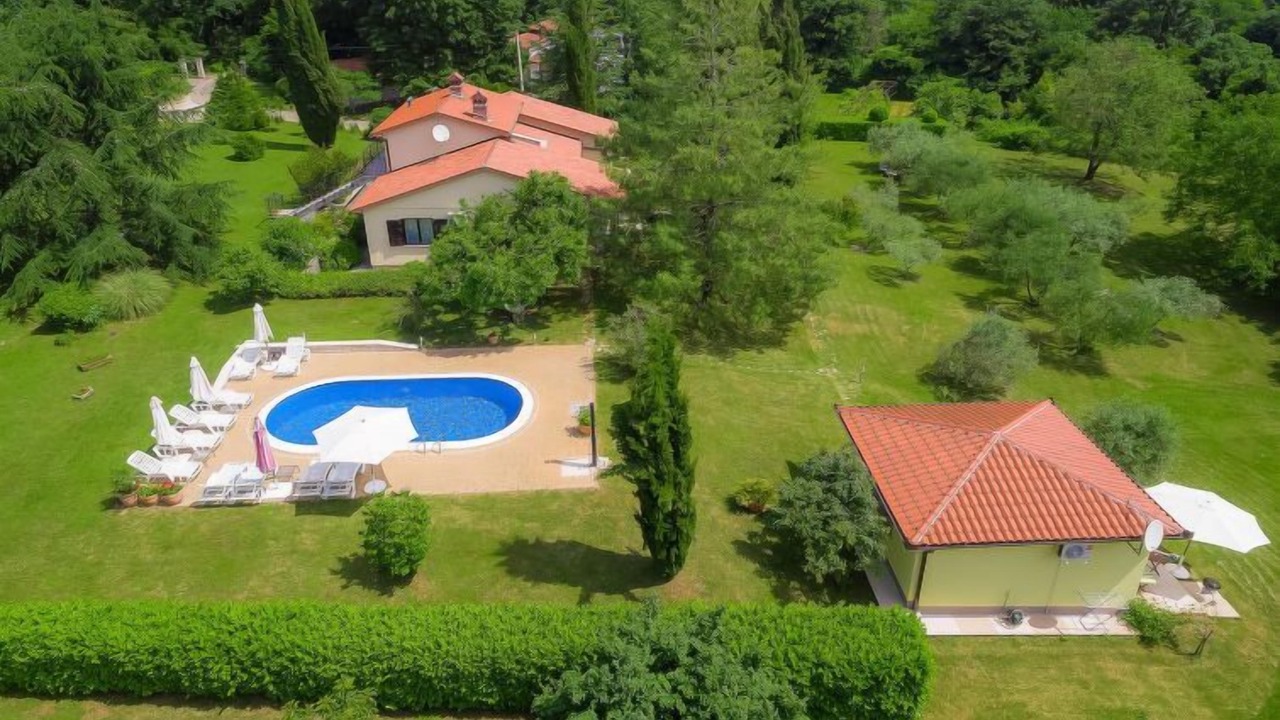 Photo of Outdoor in Marceljani