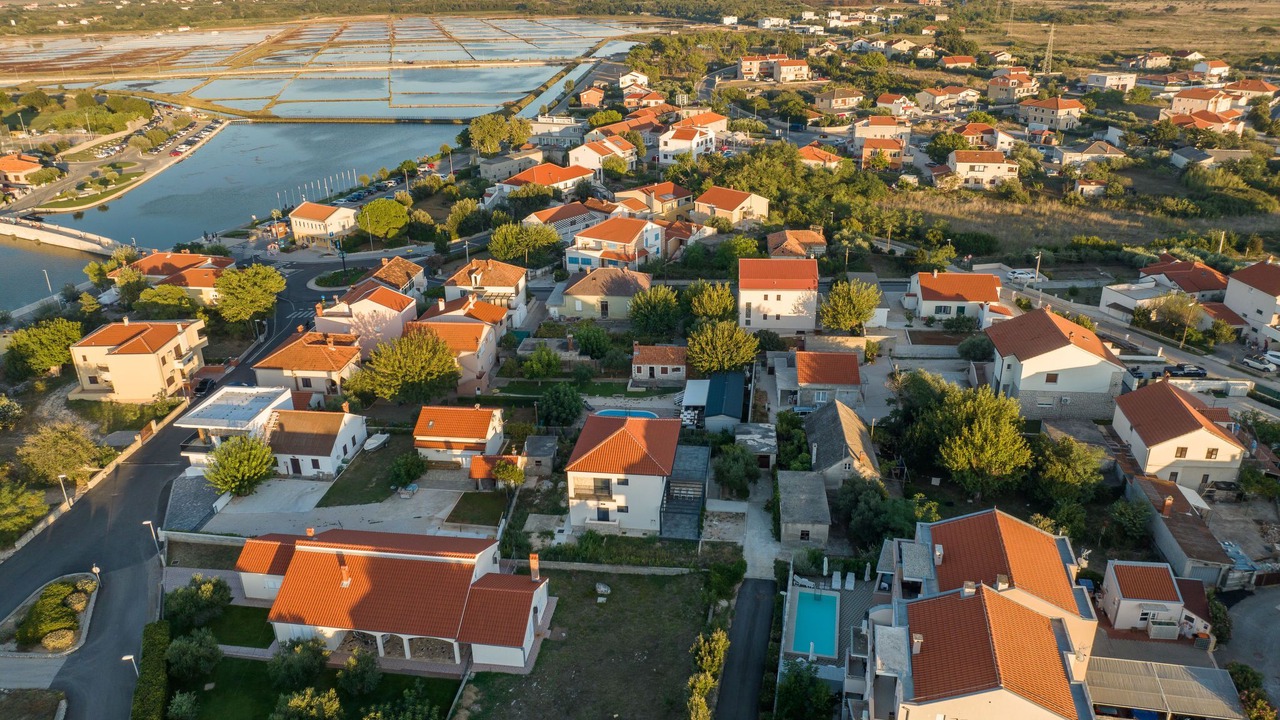 Photo of Outdoor in Nin