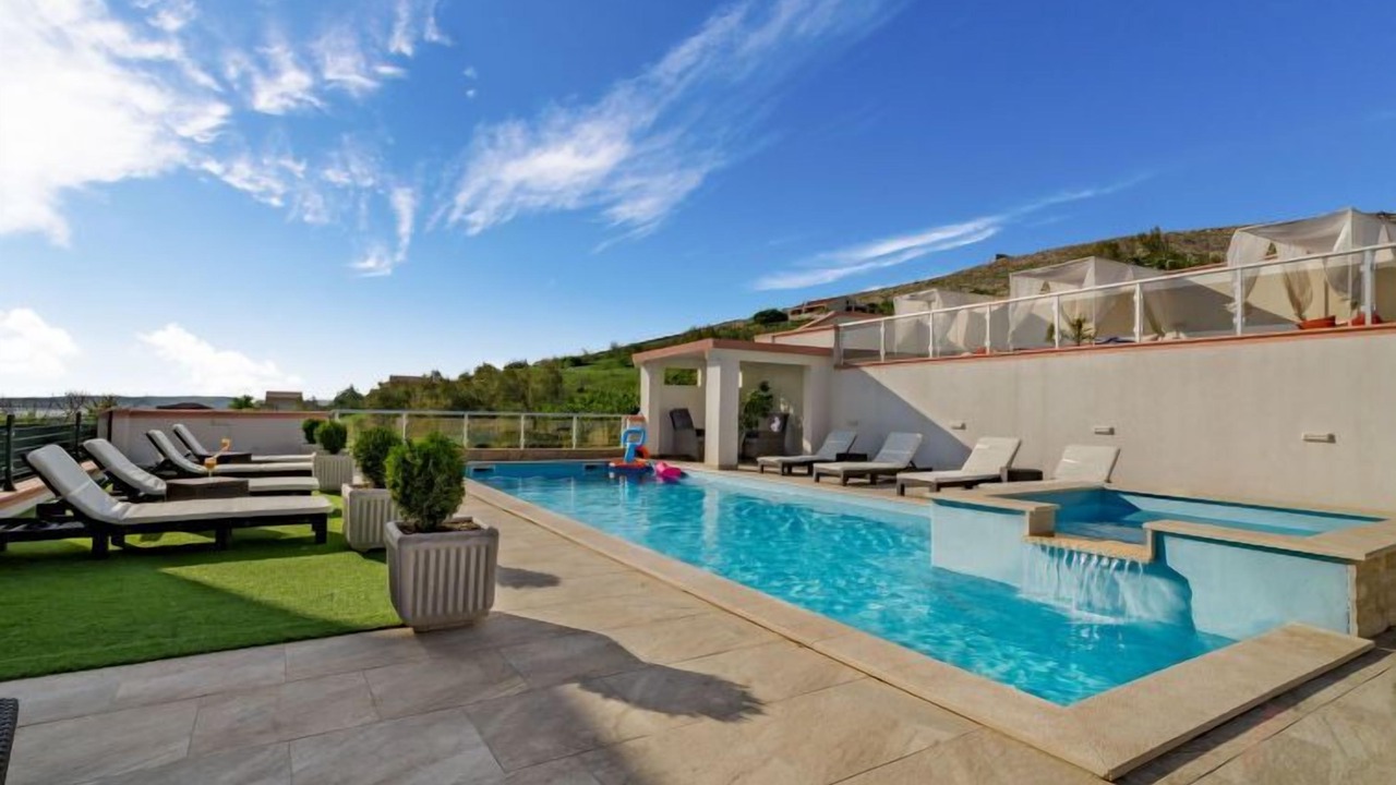 Photo of Outdoor in Dinjiska