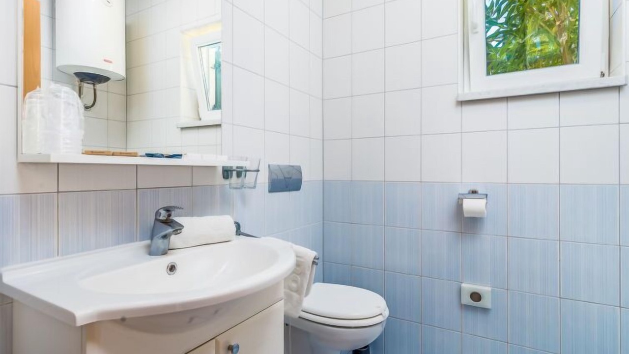 Photo of Bathroom in Kampor