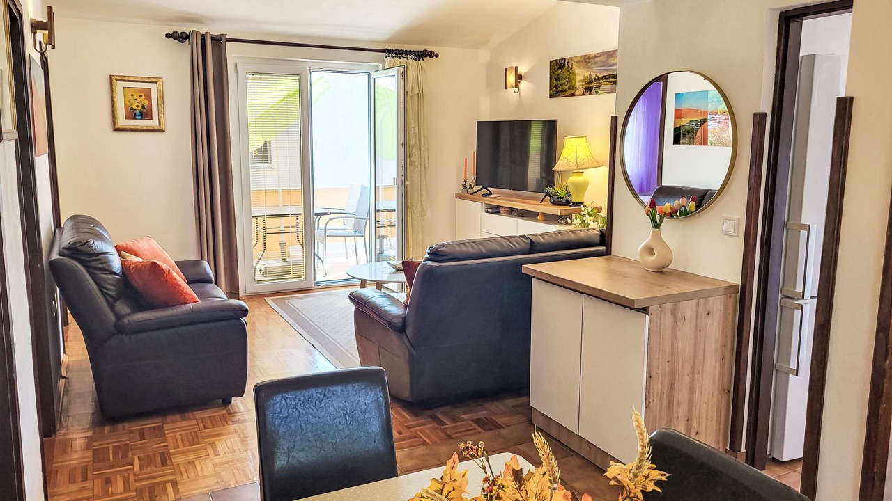 Photo of Livingroom in Petrcane