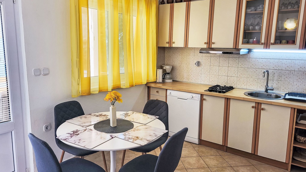 Photo of Bedroom in Petrcane