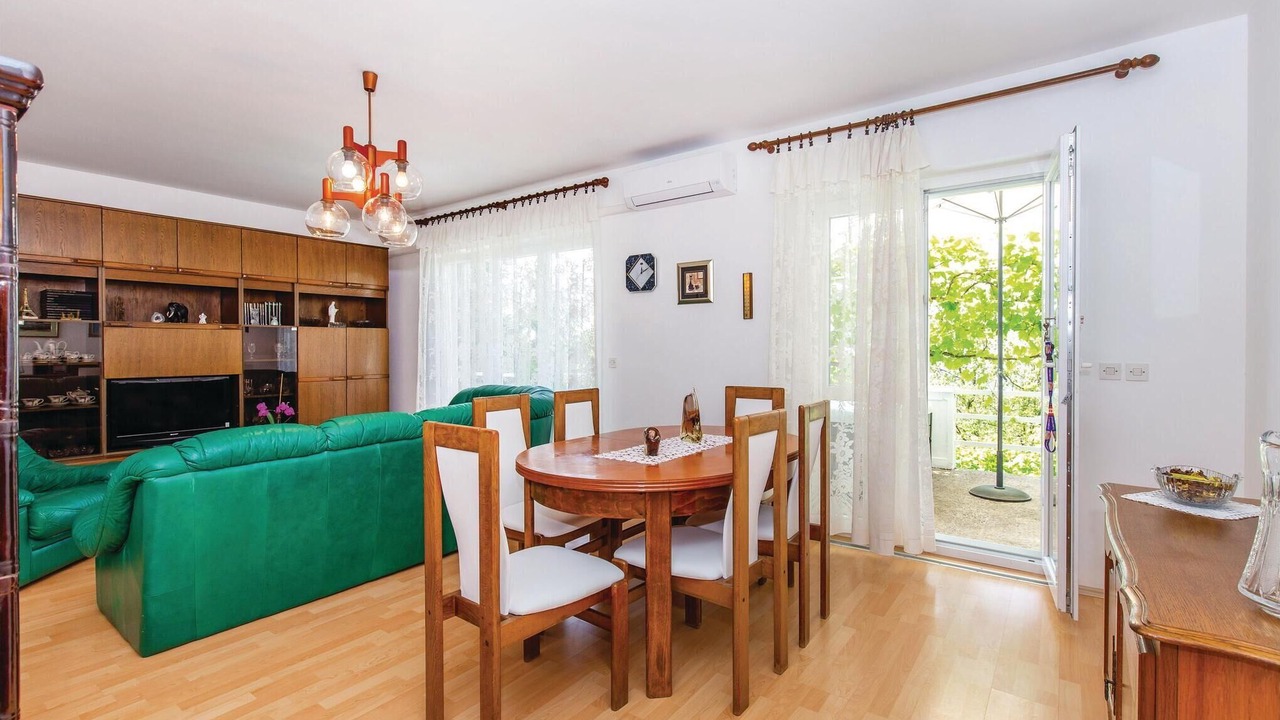 Photo of Bedroom in Smrika