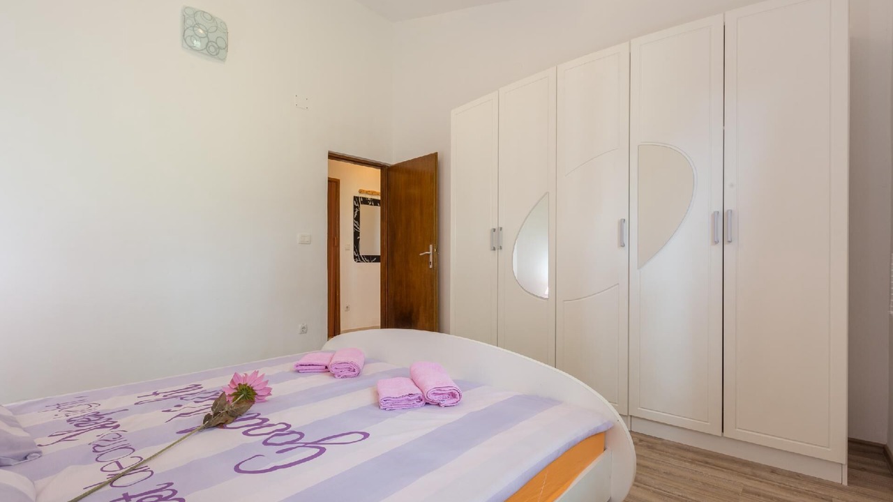 Photo of Bedroom in Sikici