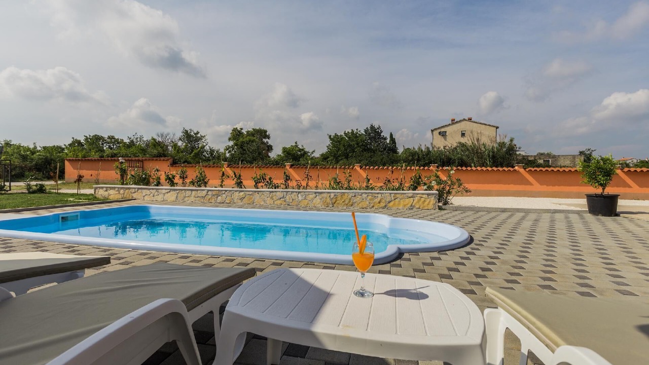 Photo of Outdoor in Sikici