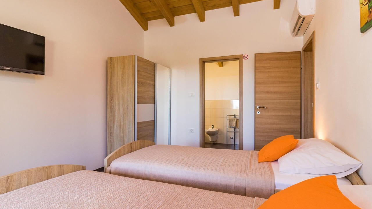 Photo of Bedroom in Svetvincenat
