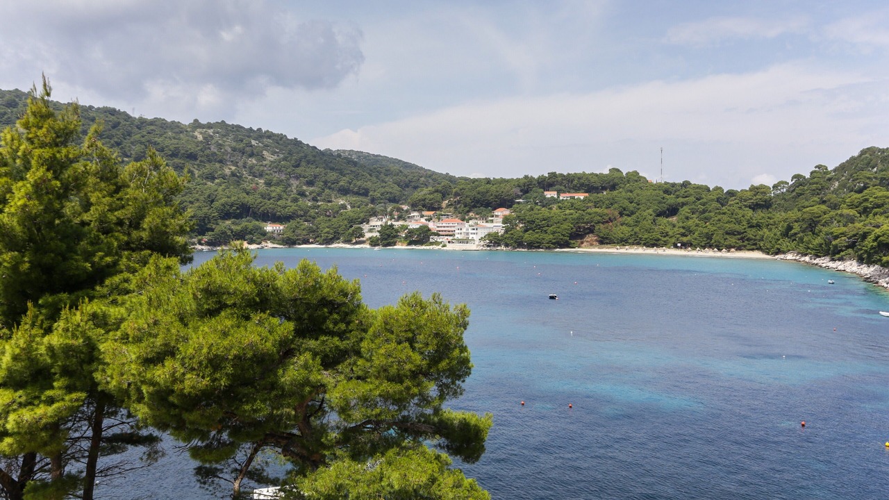 Photo of Outdoor in Saplunara