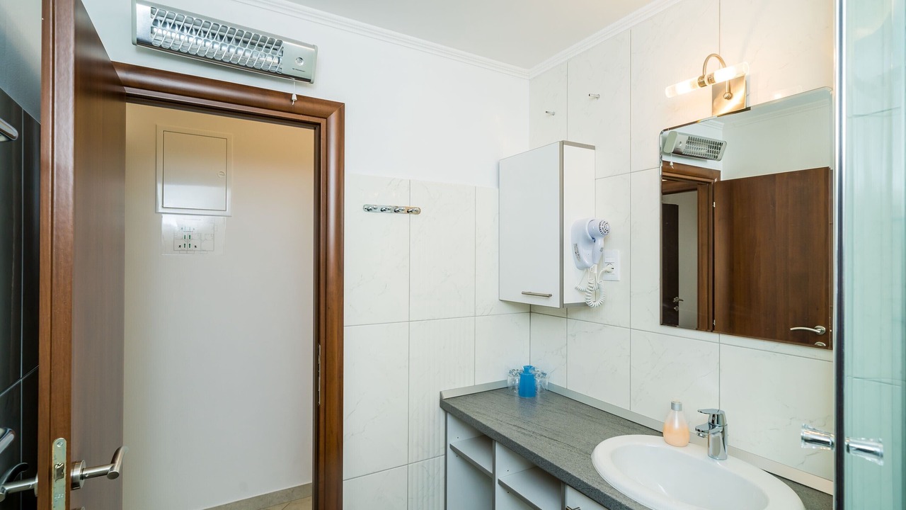 Photo of Bathroom in Plat