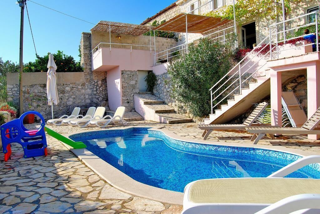 Photo of Outdoor in Orasac