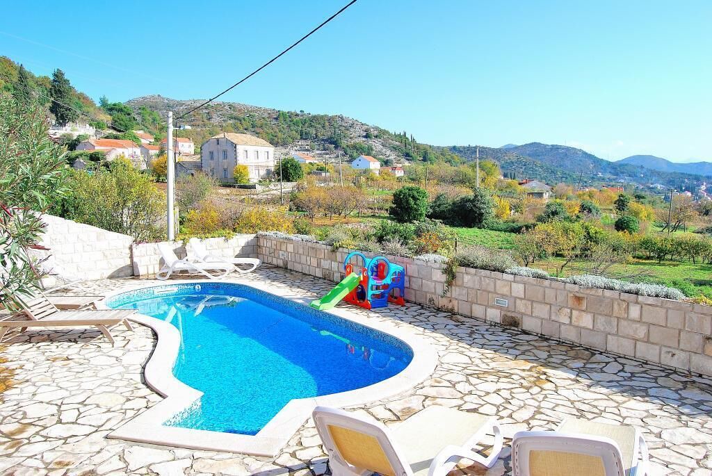 Photo of Outdoor in Orasac