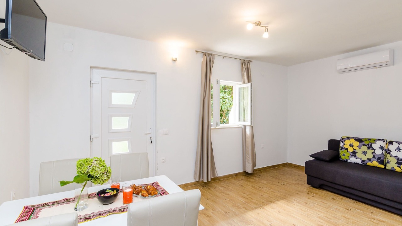 Photo of Livingroom in Cilipi