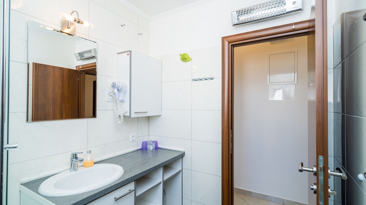 Photo of Bathroom in Plat