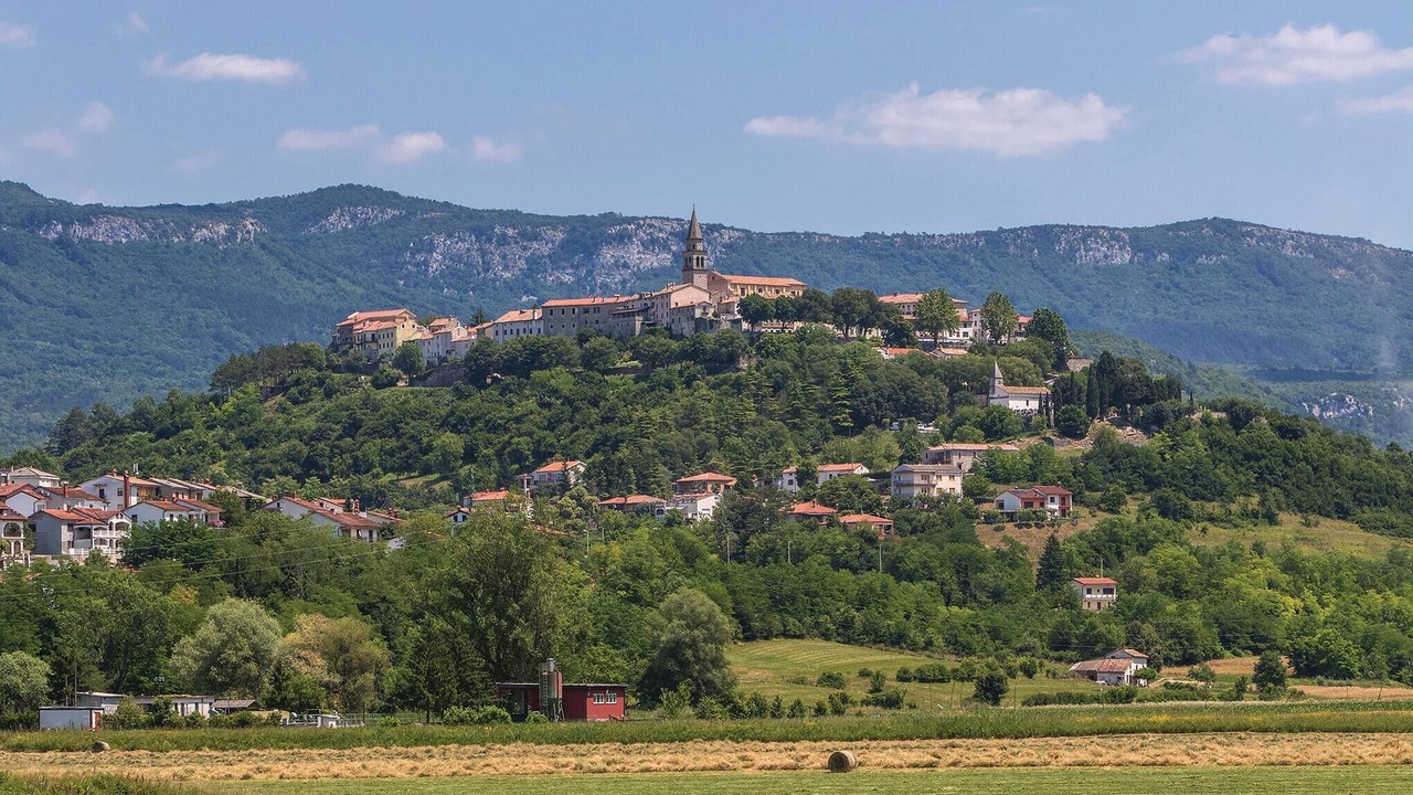 Photo of Others in Lupoglav