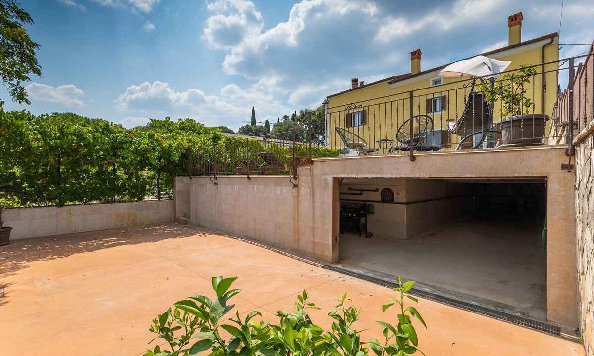 Photo of Patio Balcony in Rovinjsko Selo