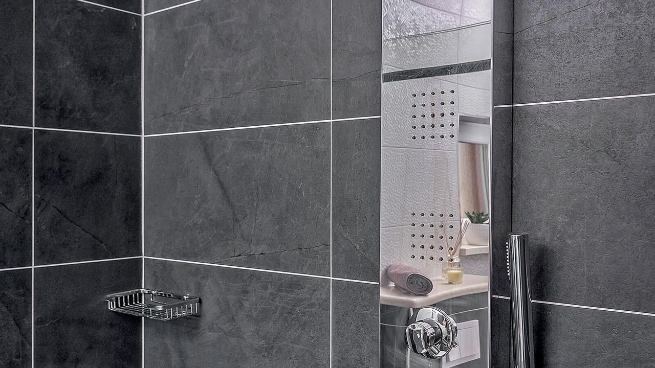 Photo of Bathroom in Srinjine