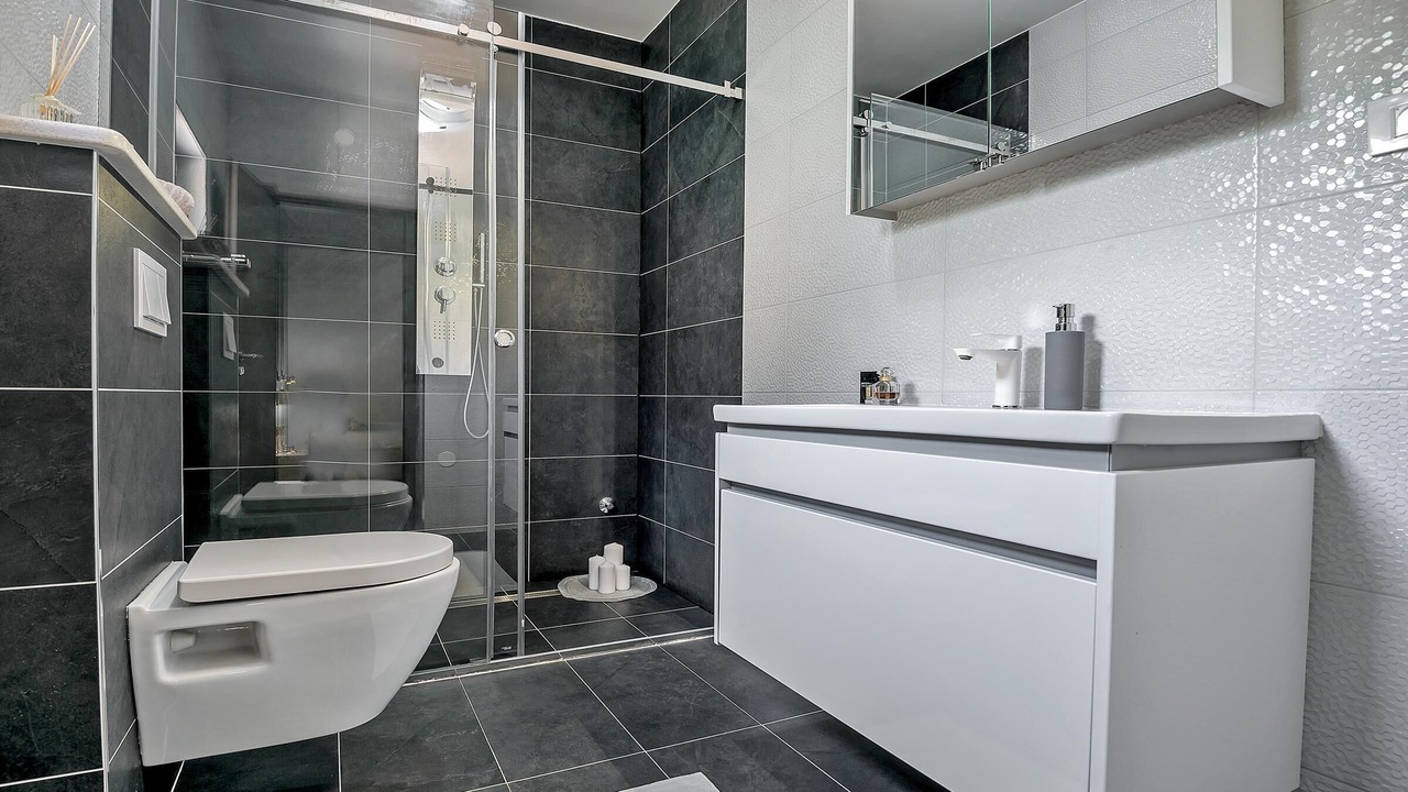 Photo of Bathroom in Srinjine