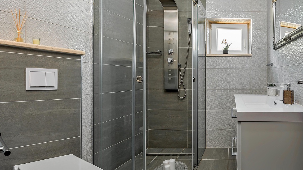 Photo of Bathroom in Srinjine