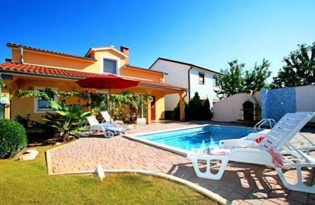 Photo of Outdoor in Kastel